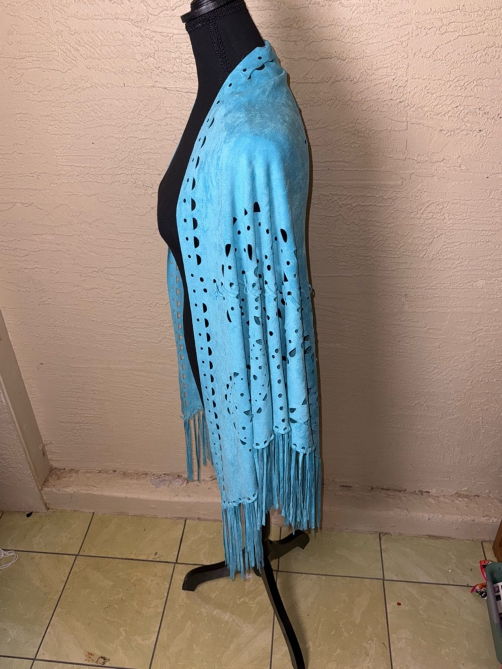 Alberto Makali Turquoise Cutout Fringe Shawl - Picture 3 of 7